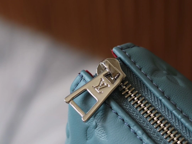 LV Satchel bags 4233H-2389