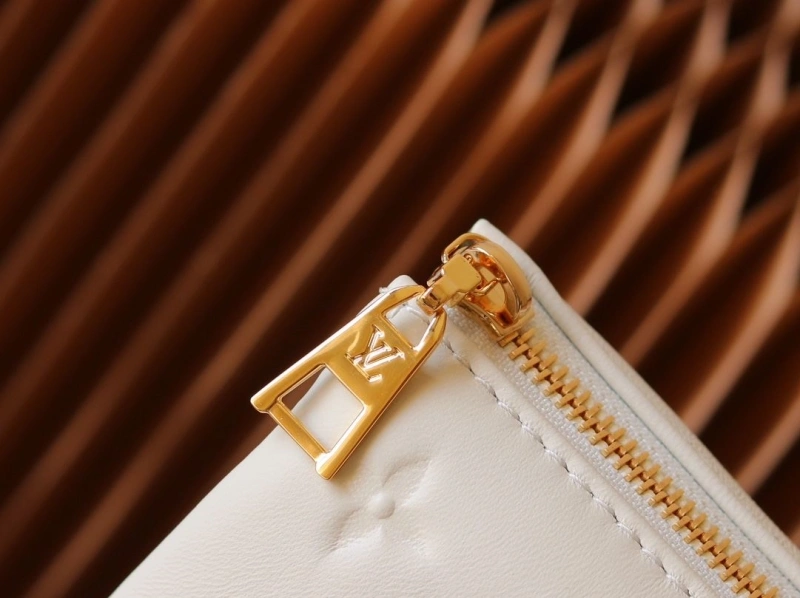 LV Satchel bags 4233H-2406