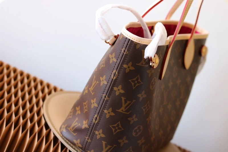 LV Shopping Bags 4233H-2412