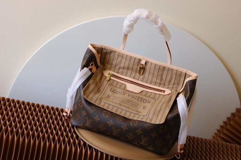 LV Shopping Bags 4233H-2413