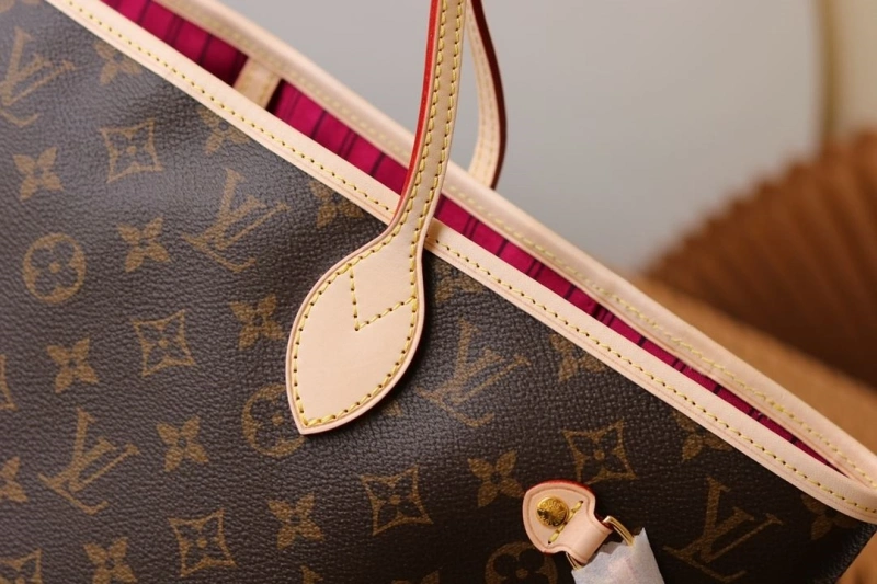 LV Shopping Bags 4233H-2450