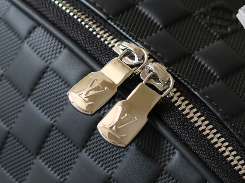 LV Backpacks 4233H-2452