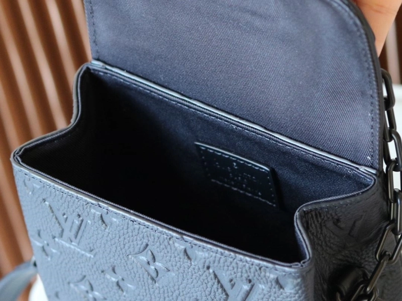 LV Satchel bags 4233H-2462