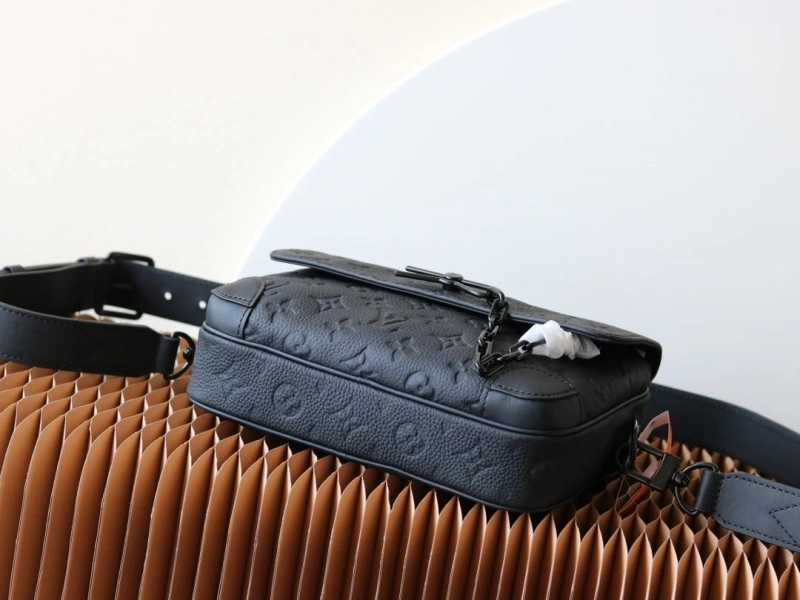 LV Satchel bags 4233H-2469