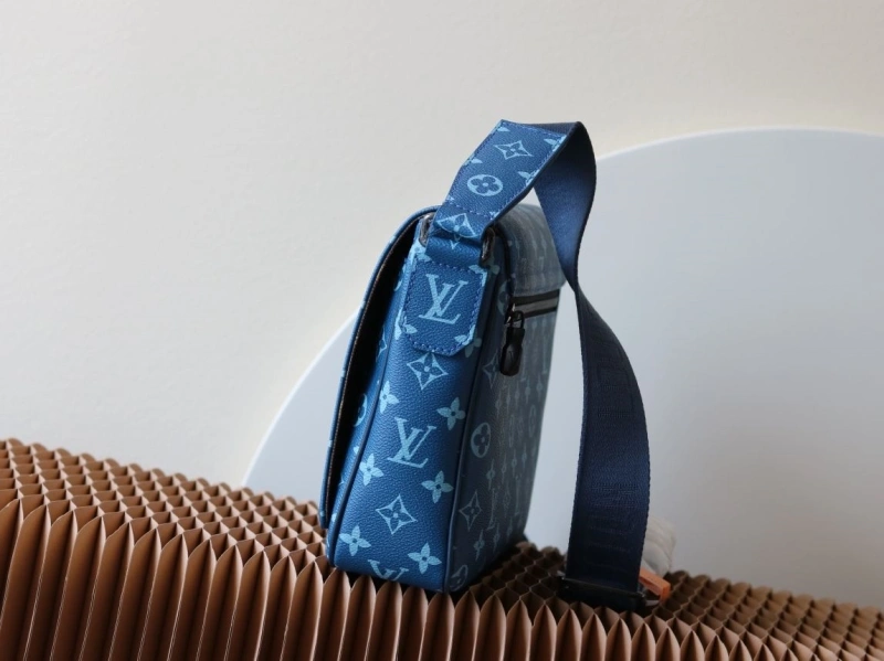 LV Satchel bags 4233H-2477