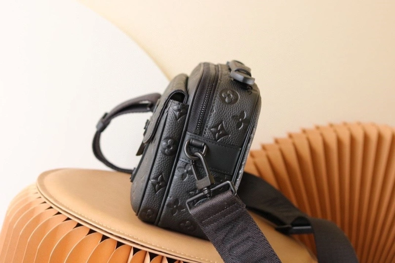 LV Satchel bags 4233H-2482