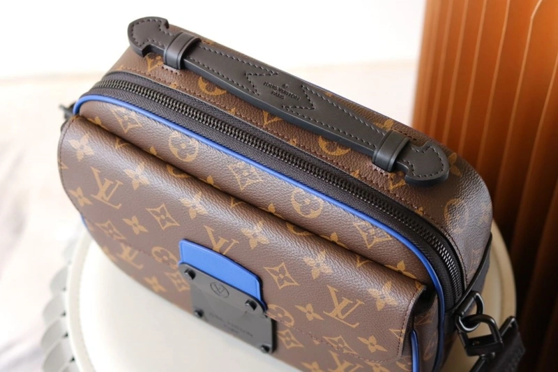 LV Satchel bags 4233H-2484