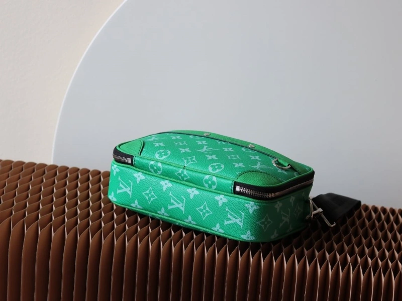 LV Satchel bags 4233H-2521