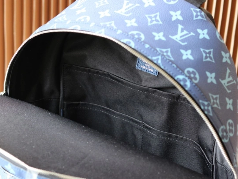 LV Backpacks 4233H-2524