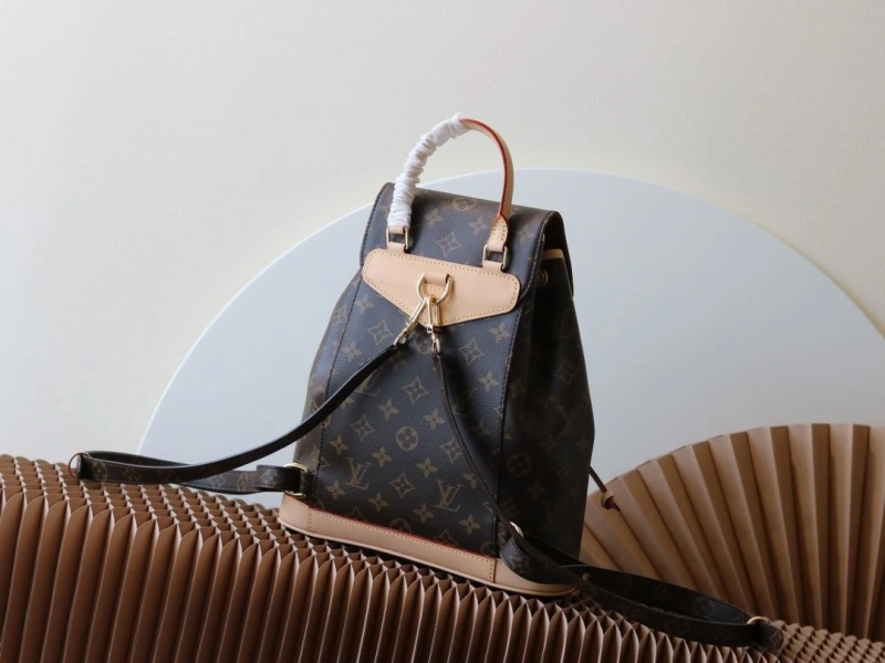 LV Backpacks 4233H-2530