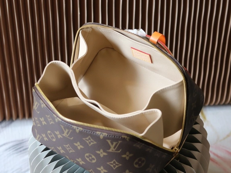 LV Cosmetic Bags 4233H-2532