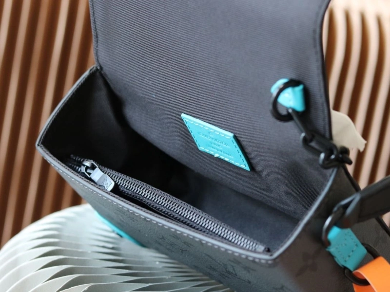 LV Satchel bags 4233H-2539