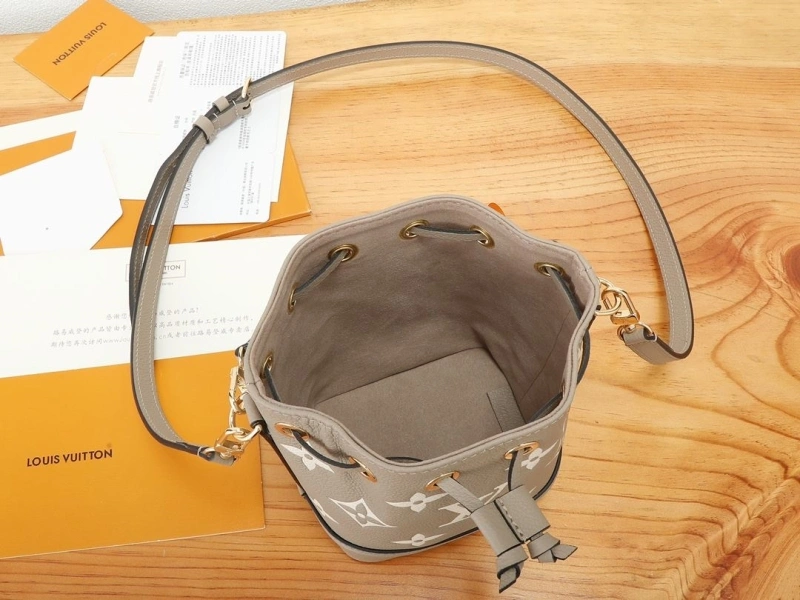 LV Bucket Bags 4233H-2578
