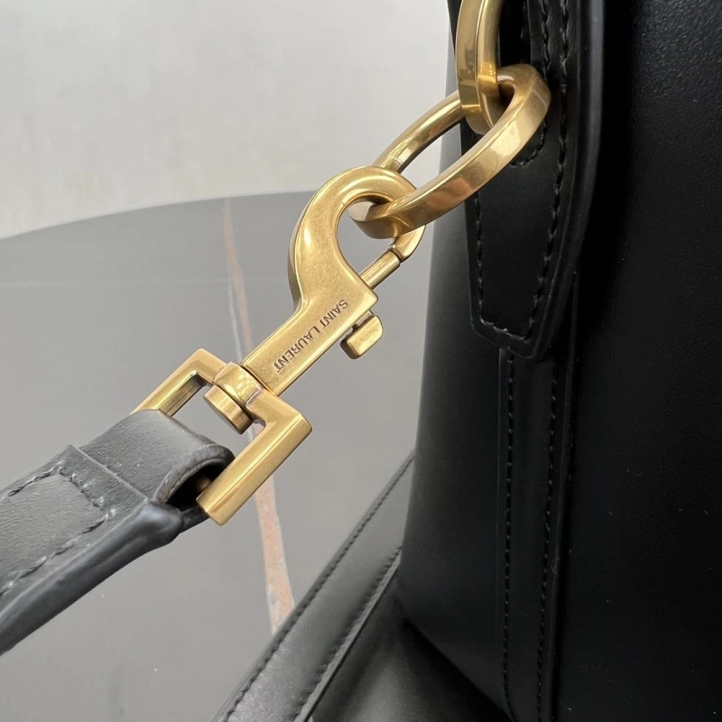 Y51 bucket bags 4250a-0004