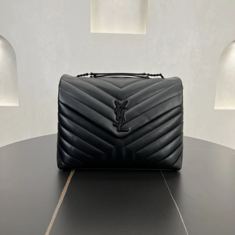 Y51 clutch bags 4250h-0200