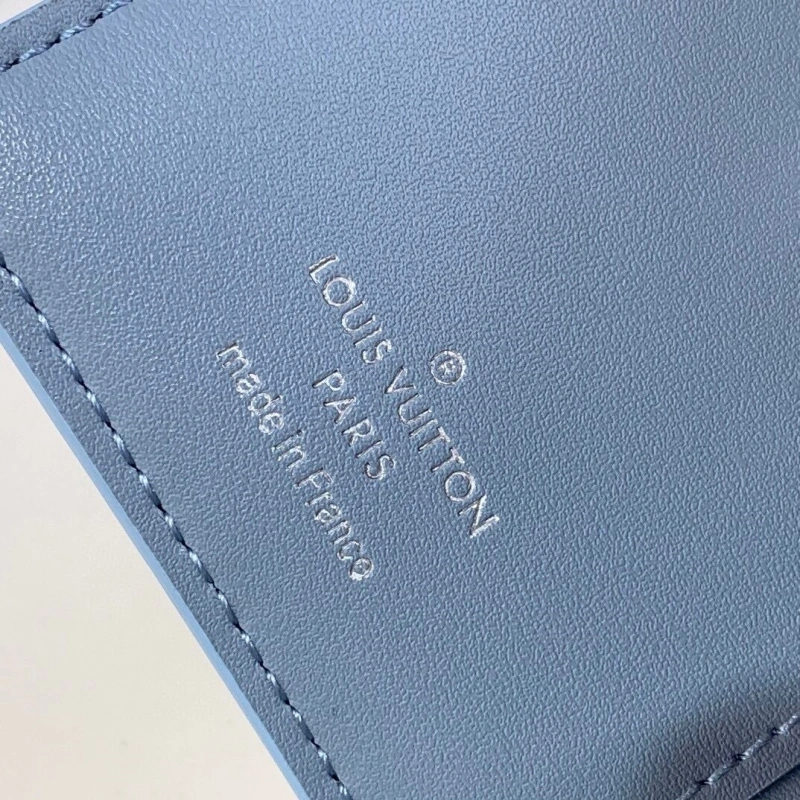 LV Wallets 4286A-0101