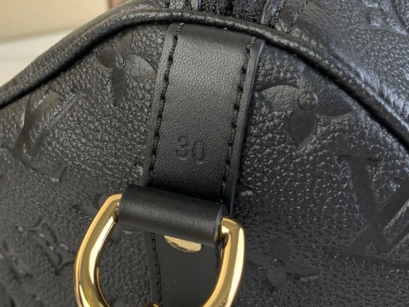 LV Travel Bags 4286A-0105