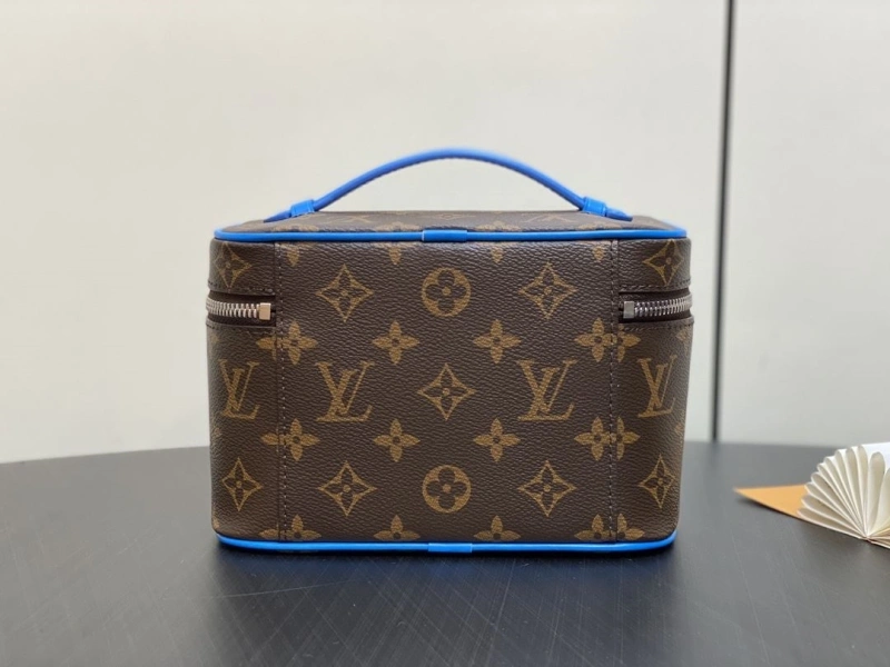 LV Cosmetic Bags 4286A-0153