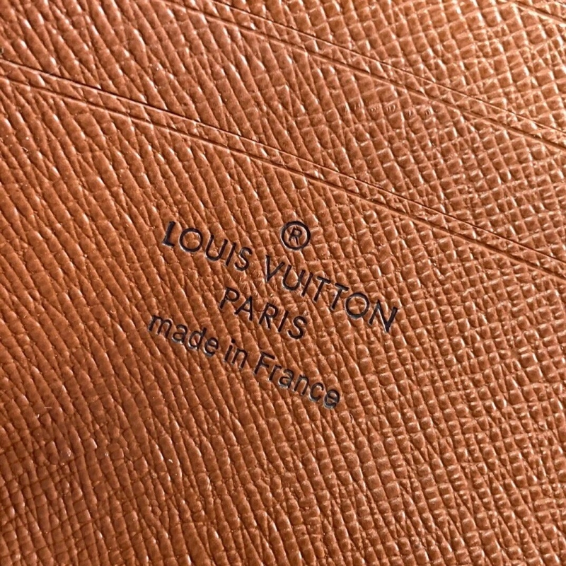 LV Wallets 4286A-0214