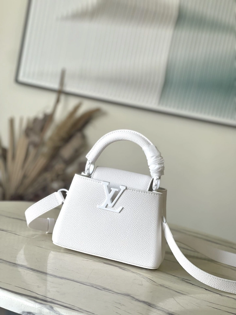 LV Capucines Bags 4286A-0228
