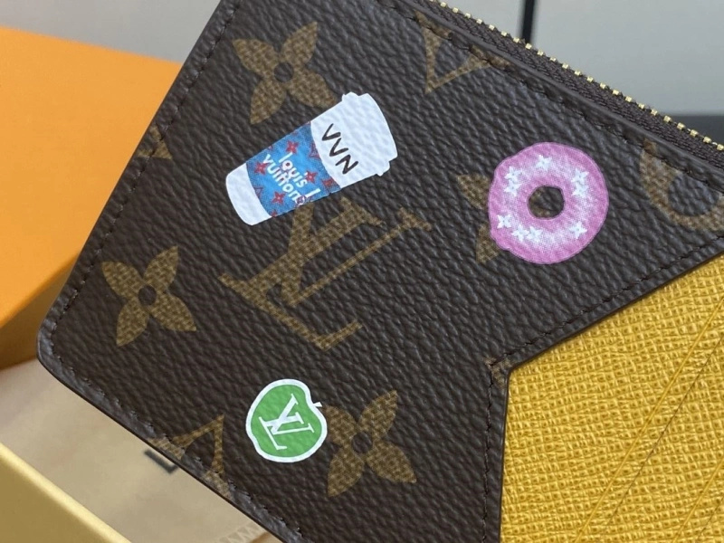 LV Wallets 4286A-0281