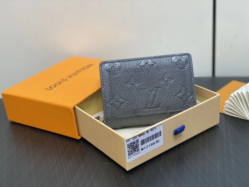 LV Wallets 4286A-0314
