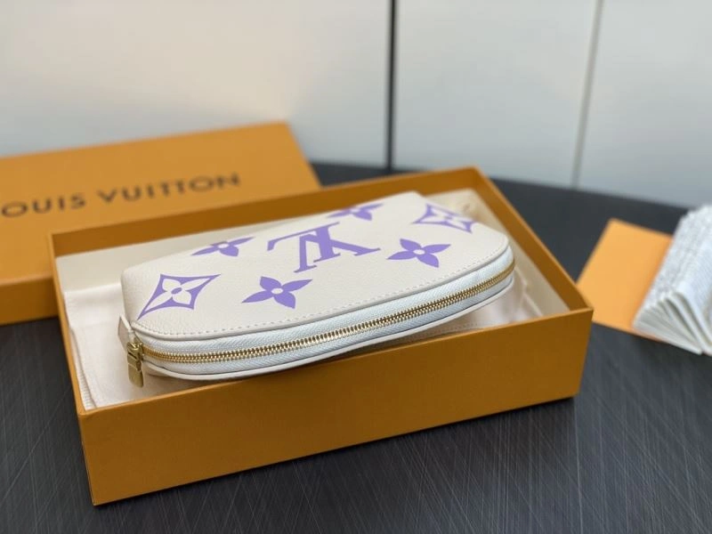 LV Clutch Bags 4286D-0094