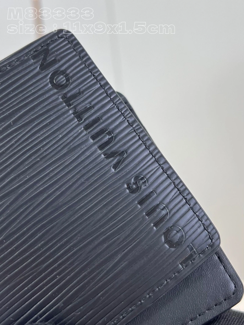 LV Wallets 4286F-0064