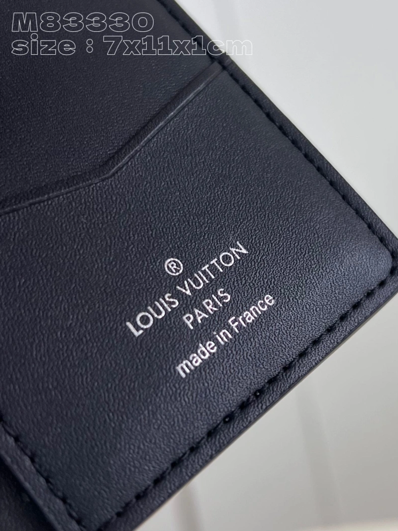 LV Wallets 4286F-0065