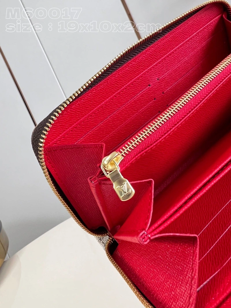 LV Wallets 4286F-0126