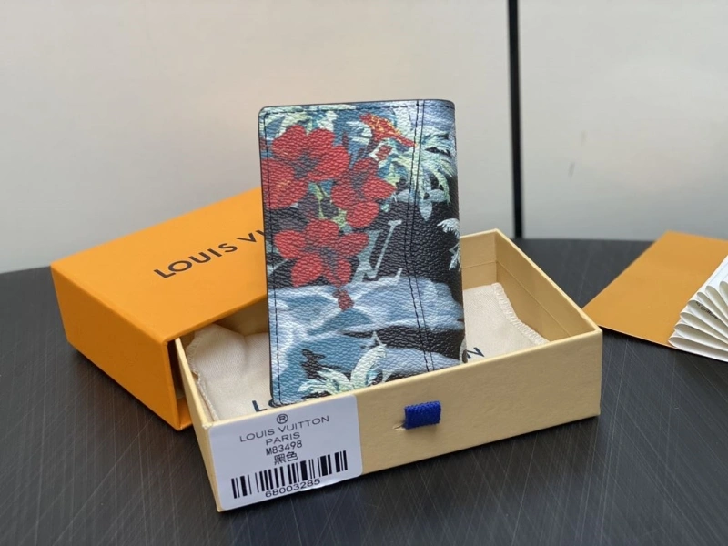 LV Wallets 4286G-0118