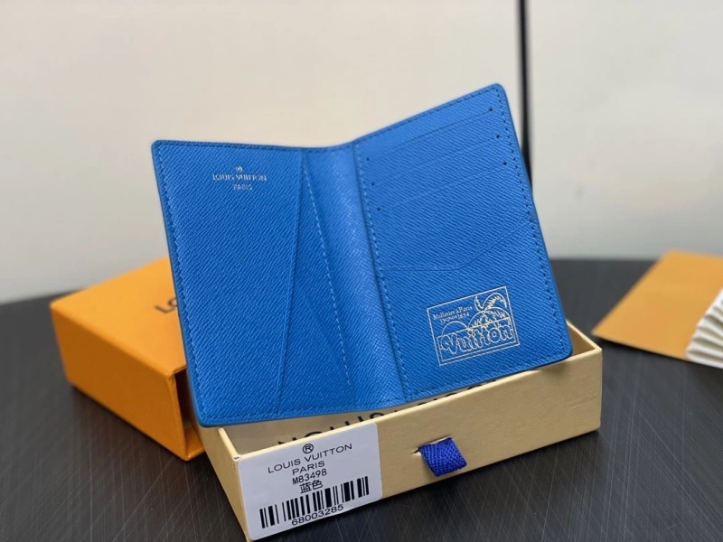 LV Wallets 4286G-0121