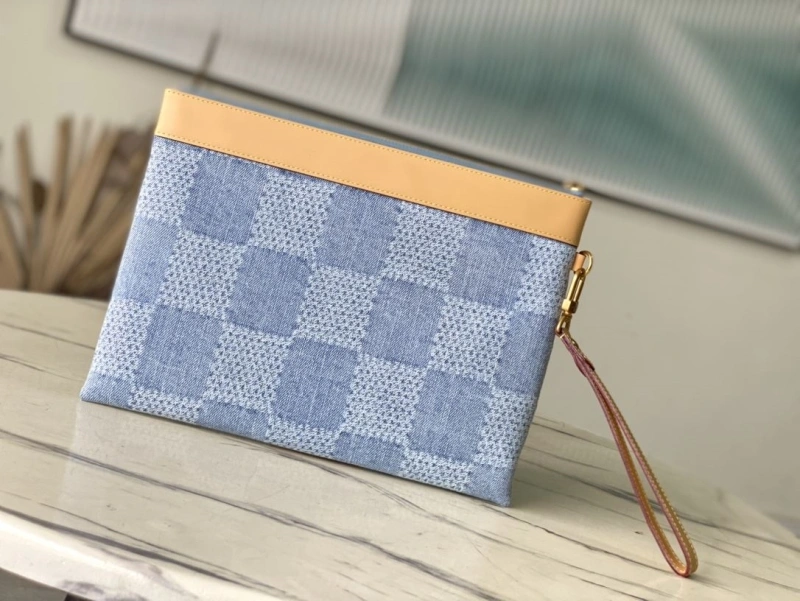 LV Clutch Bags 4286G-0140