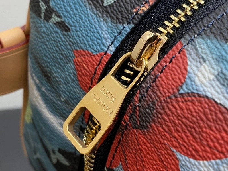 LV Cosmetic Bags 4286G-0160