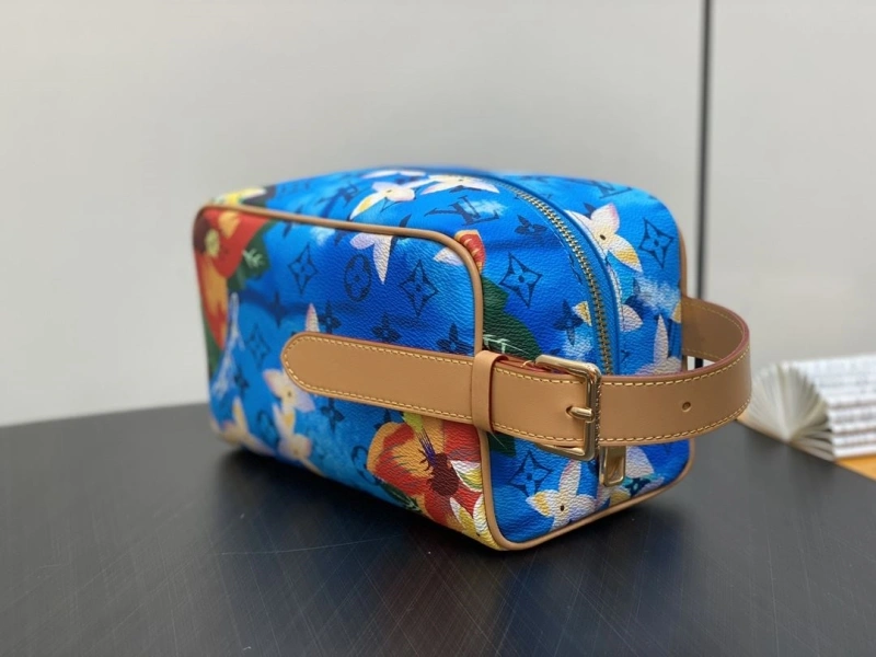 LV Cosmetic Bags 4286G-0162