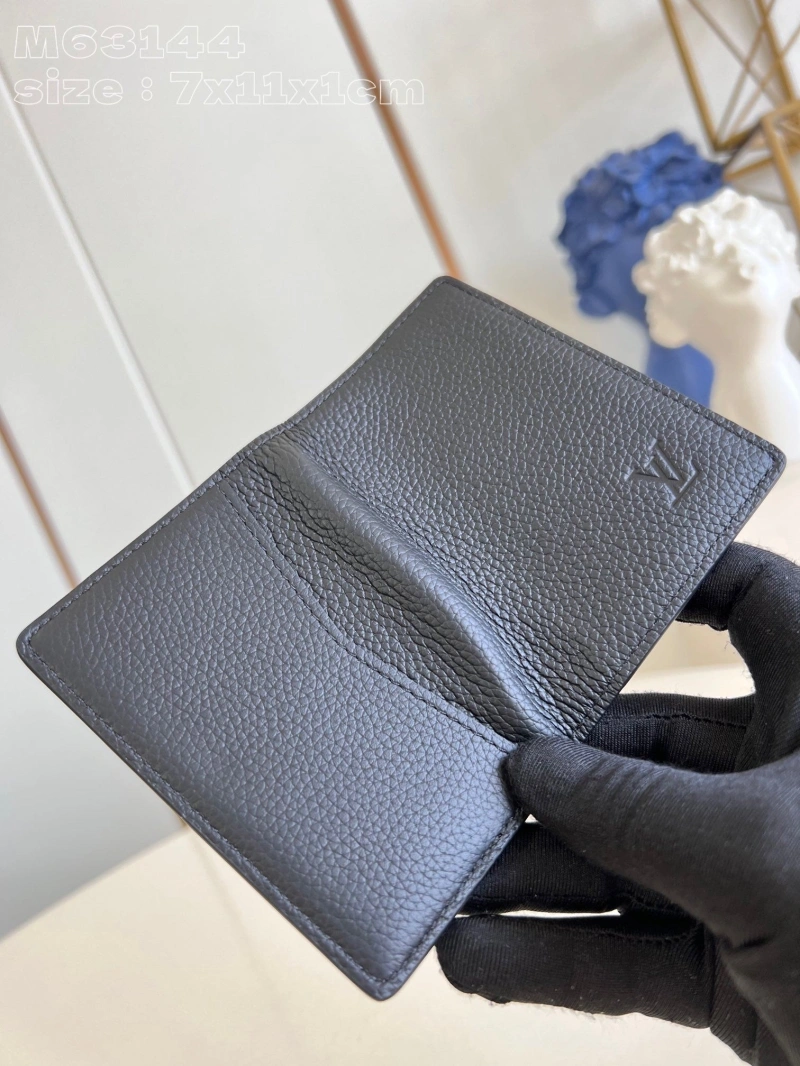 LV Wallets 4286G-0270