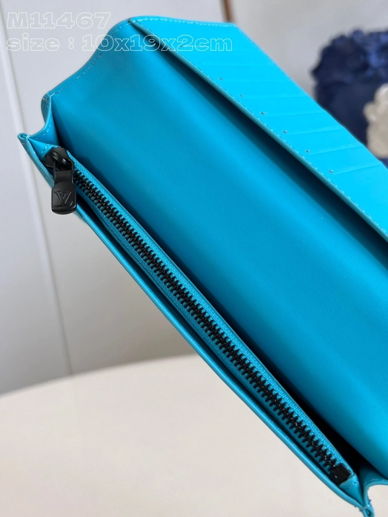 LV Wallets 4286G-0289
