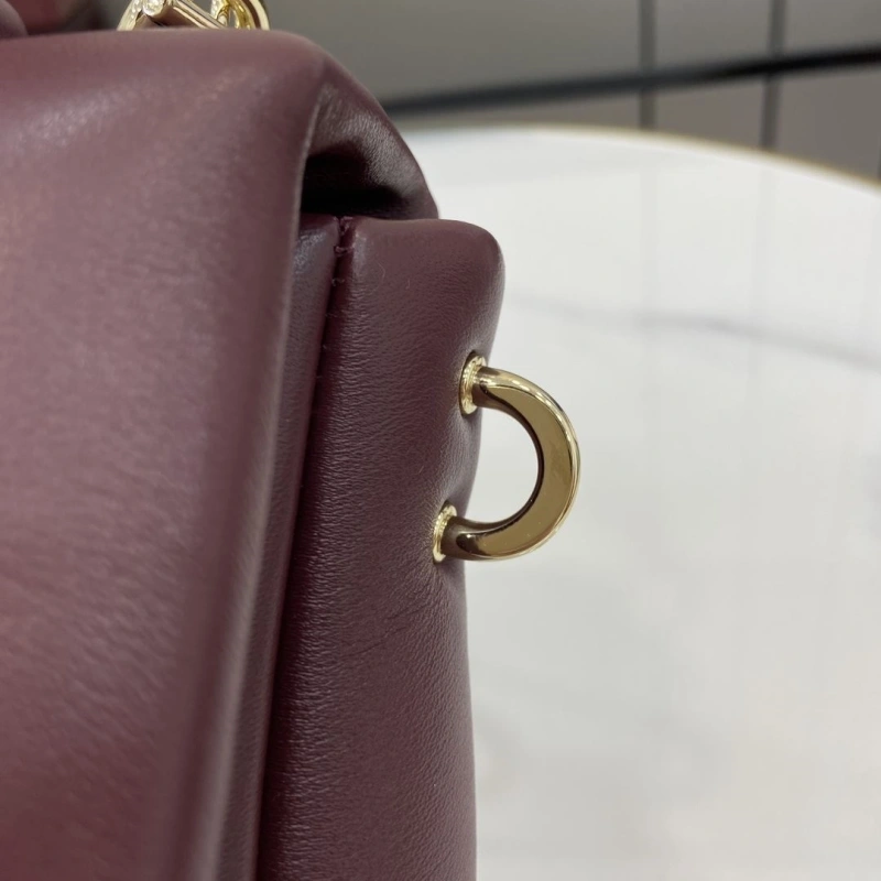 Gvc*1 top handle bags 4360c-0018