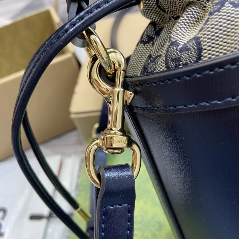 Gvc*1 bucket bags 4360c-0626