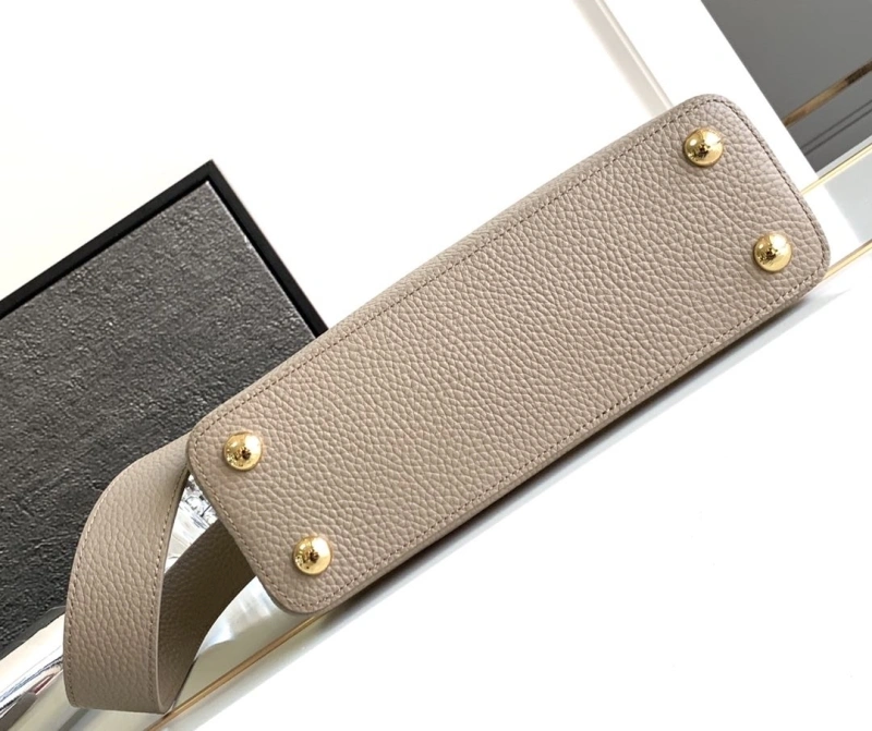 LV Capucines Bags 4365A-0014