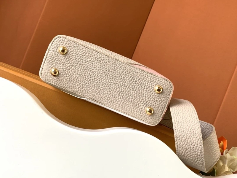 LV Capucines Bags 4365A-0021