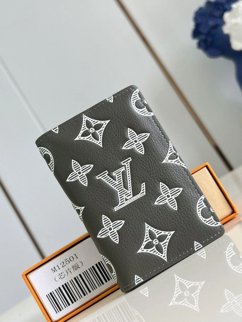 LV Wallets 4365A-0189