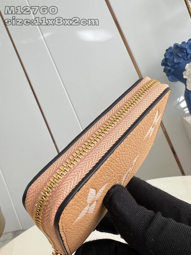 LV Wallets 4365A-0216