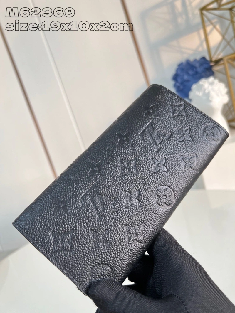LV Wallets 4365A-0254