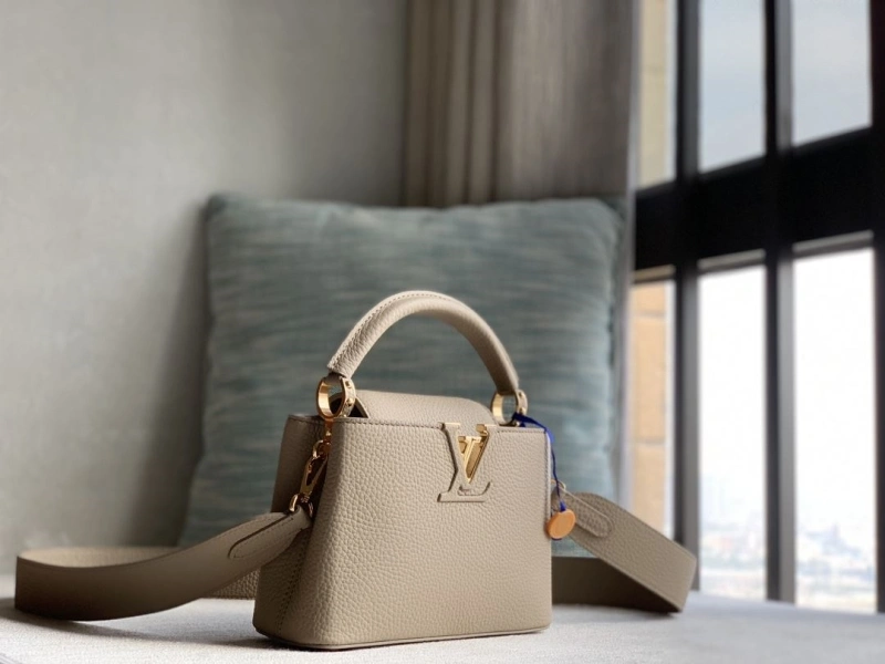 LV Capucines Bags 4365H-0098