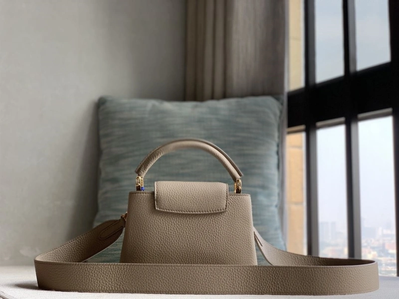 LV Capucines Bags 4365H-0098