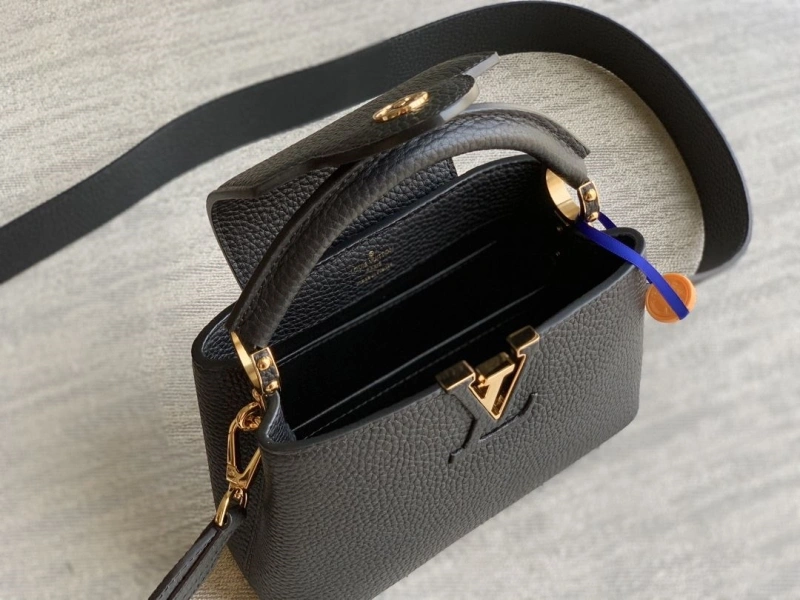 LV Capucines Bags 4365H-0101