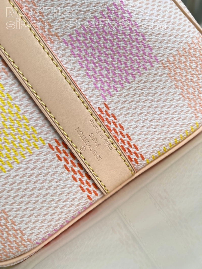 LV Travel Bags 4365H-0115