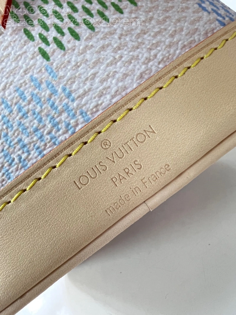 LV Wallets 4365H-0224