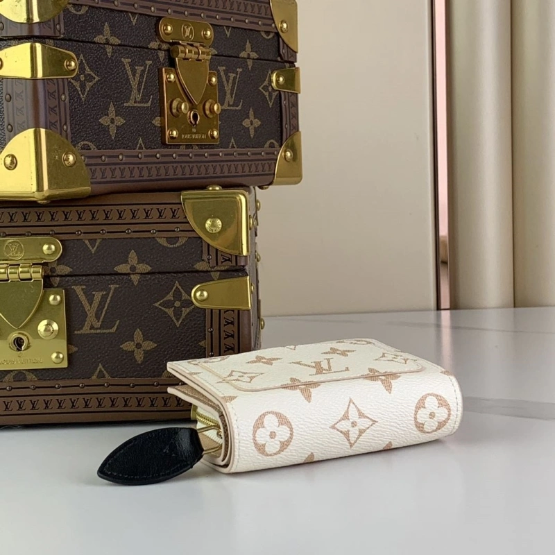 LV Wallets 4365H-0242